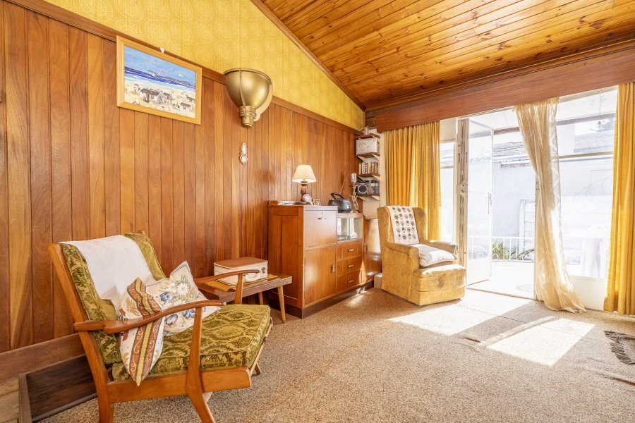 4 Bedroom Property for Sale in Oostersee Western Cape